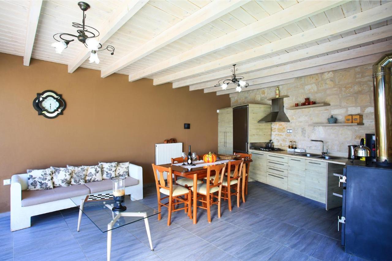 Design Villa Nicol - Heated Pool - Summer Kitchen Héraklion Extérieur photo